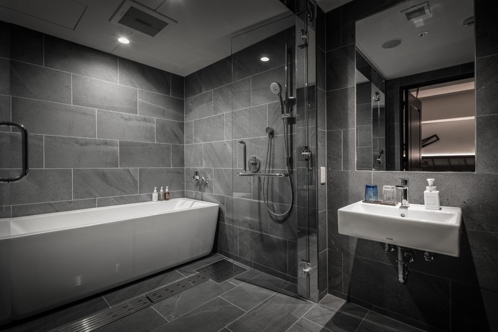 Nest Hotel Osaka Umeda Екстериор снимка
